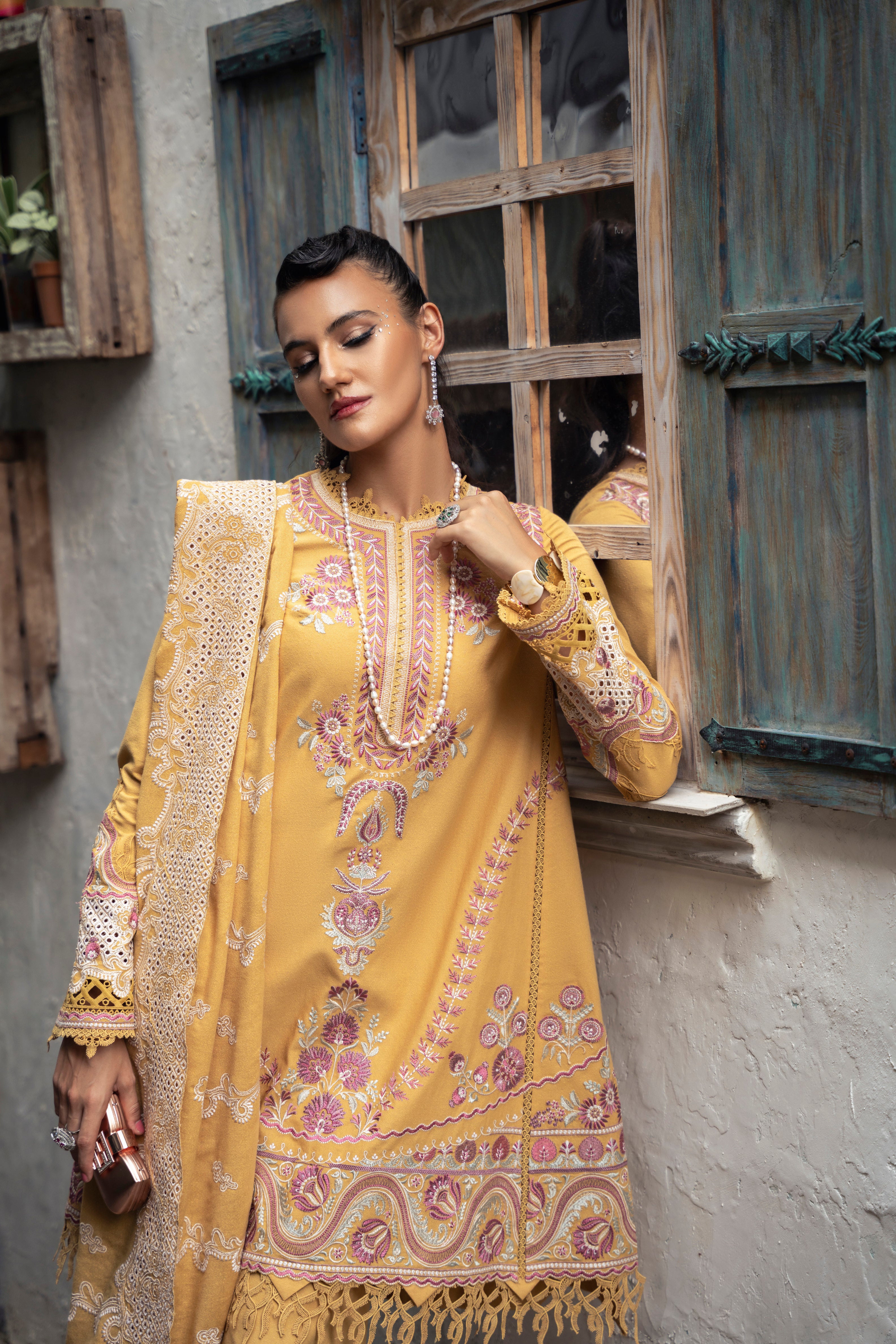 Pakistani designer Mysie By Tahira karandi outfit Tiana with dupatta and pants