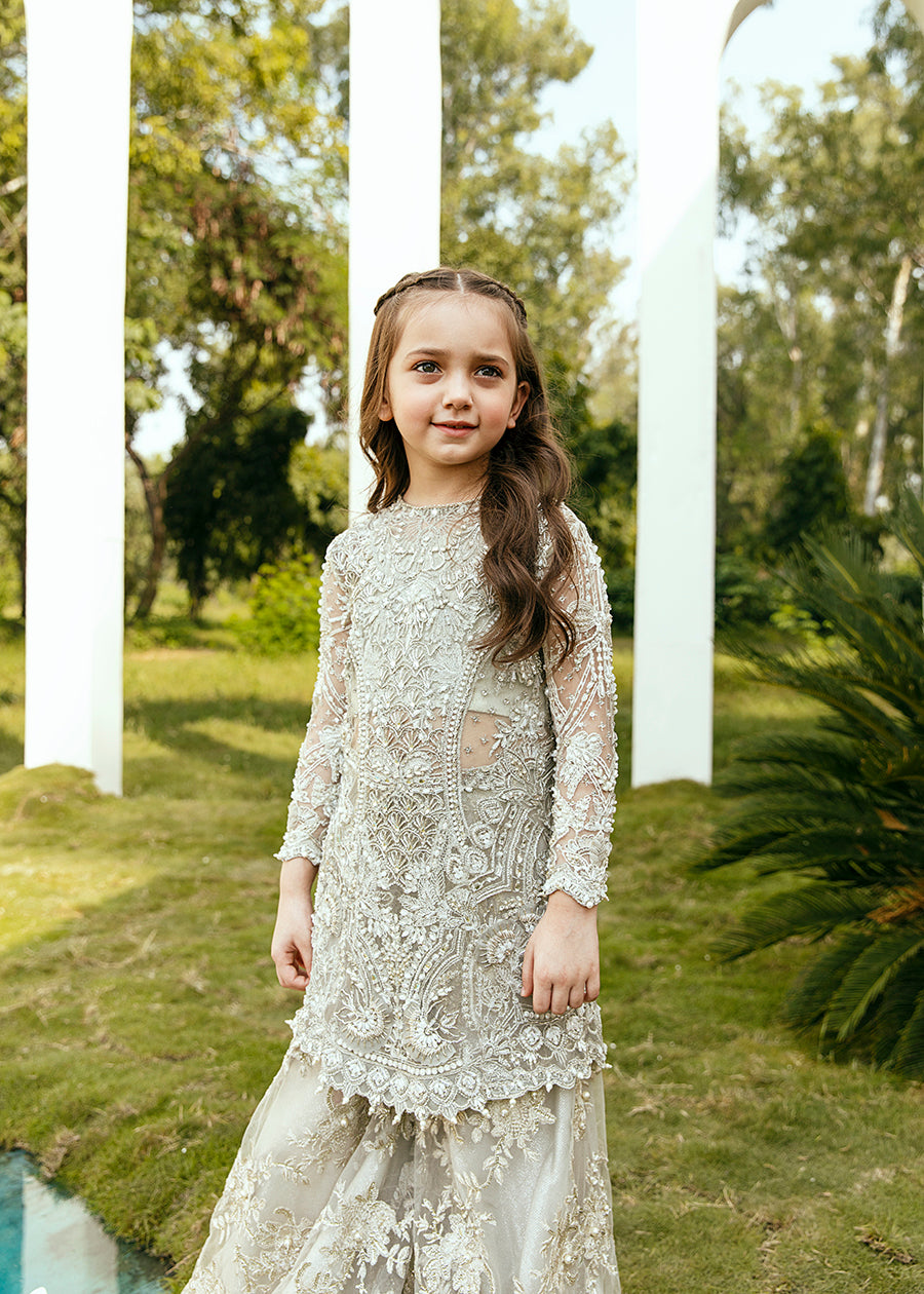 Little Arzoo